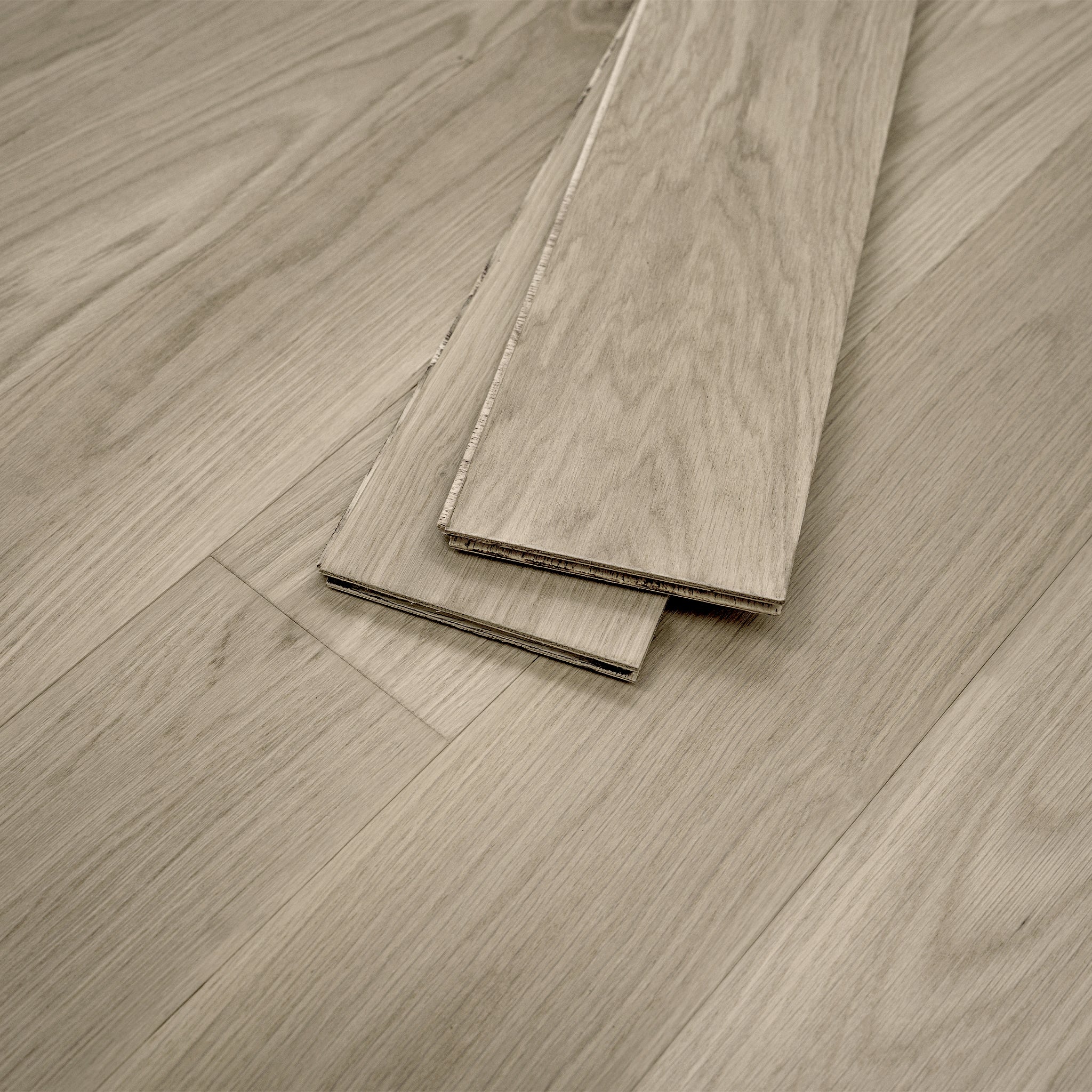 Giuseppe White Oak