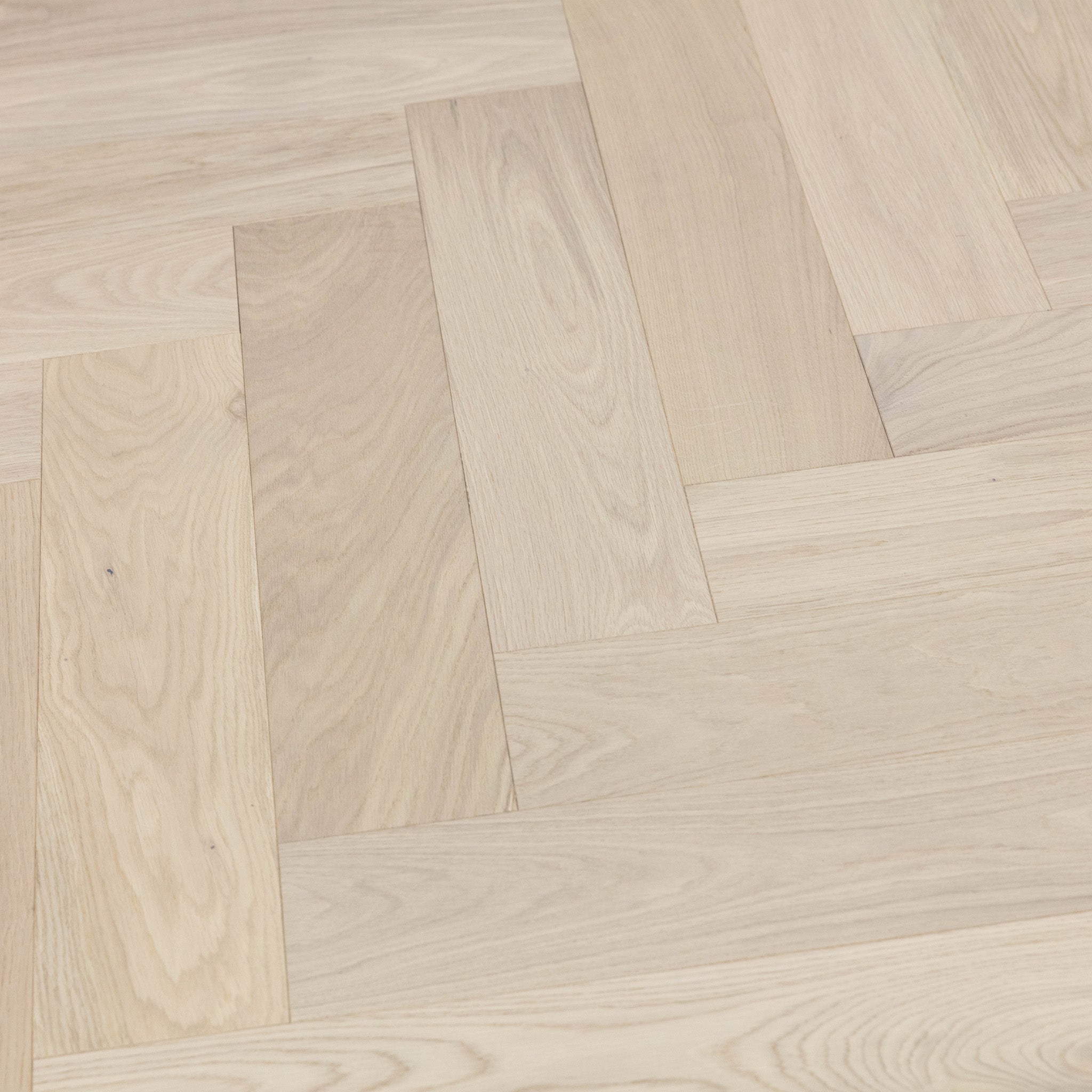 Chalet Herringbone White Oak