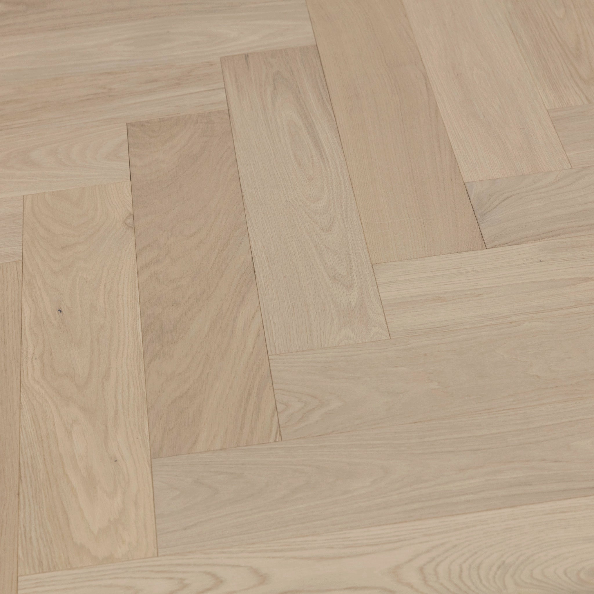Chalet Herringbone White Oak