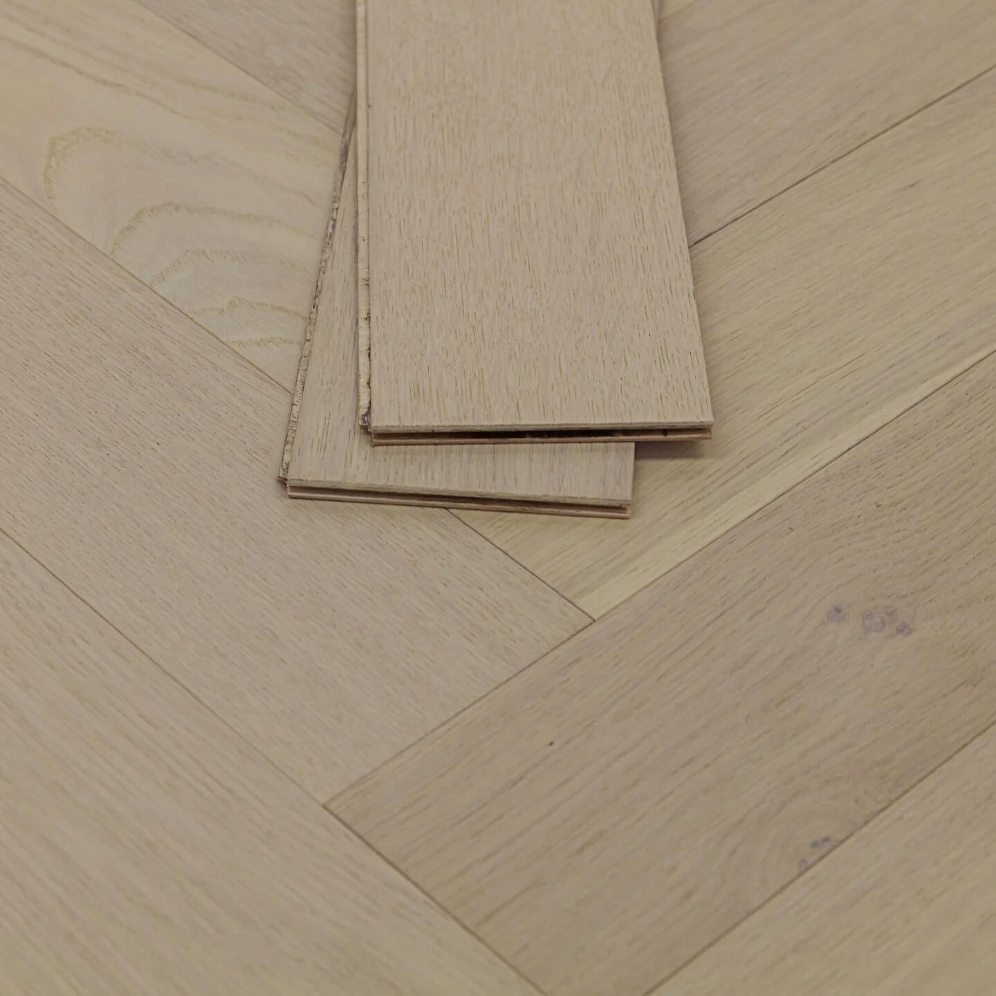 Zurich Herringbone European Oak Sample