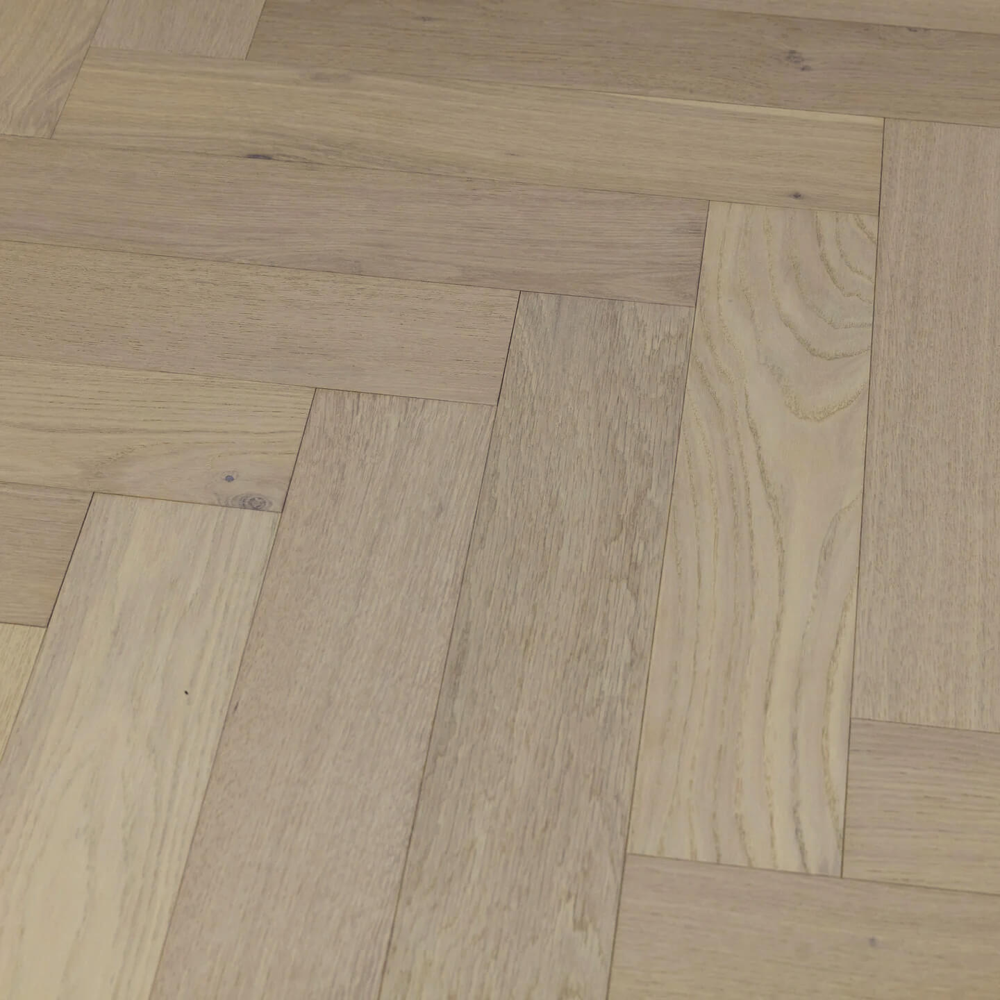 Zurich Herringbone European Oak Sample