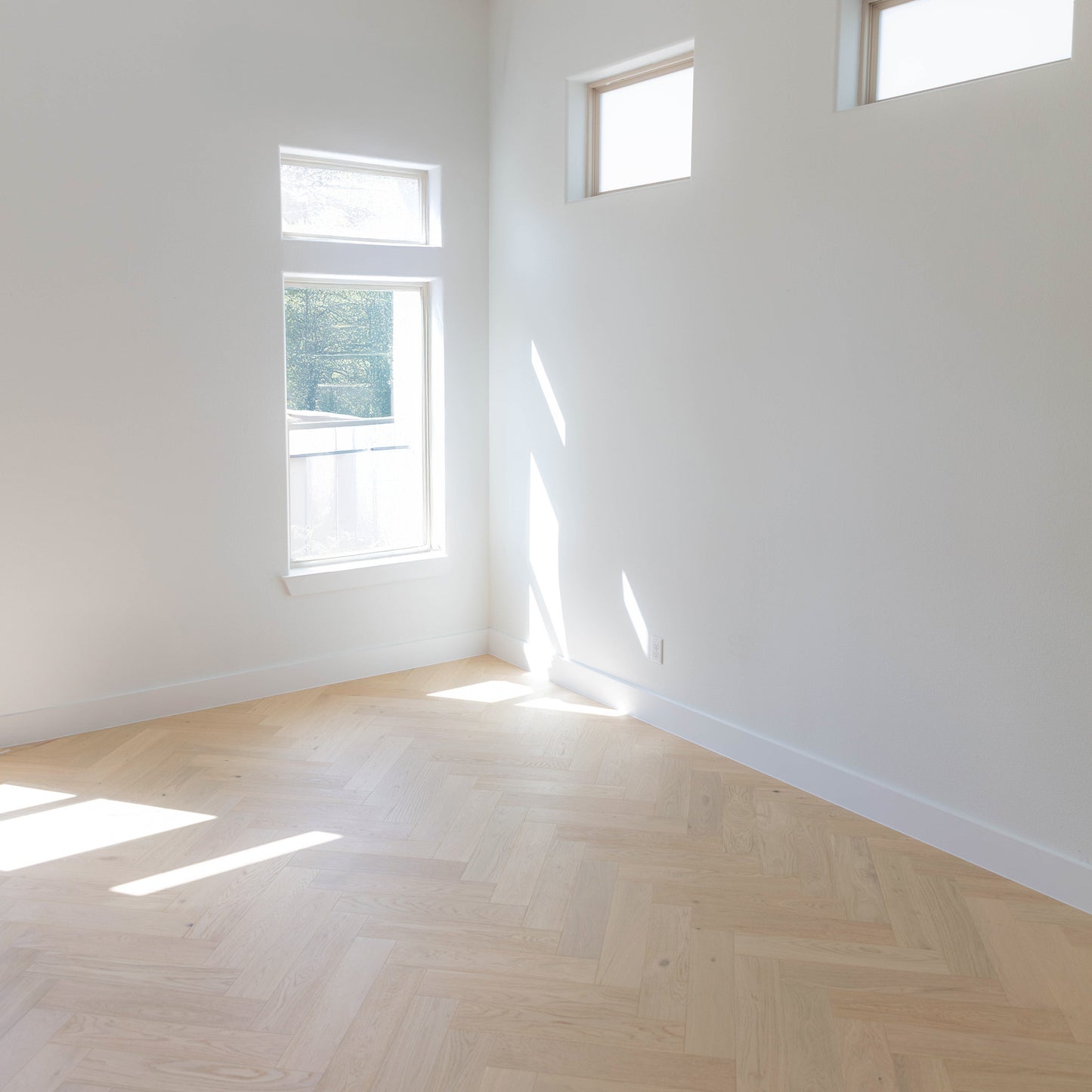 Chalet Herringbone White Oak