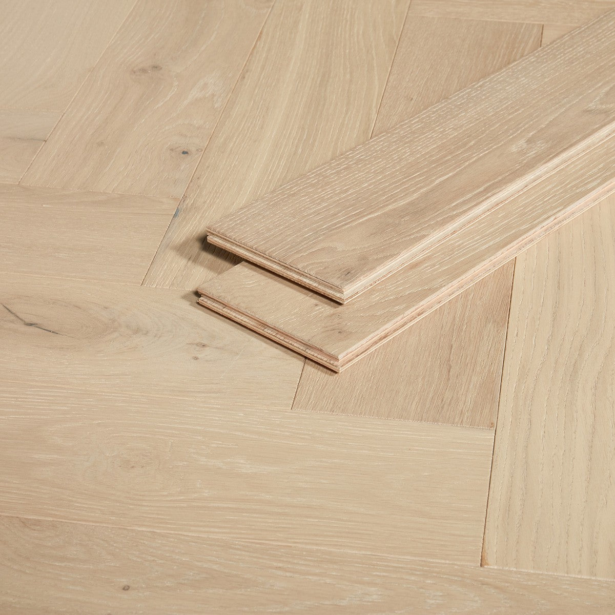 Chalet Herringbone White Oak Sample