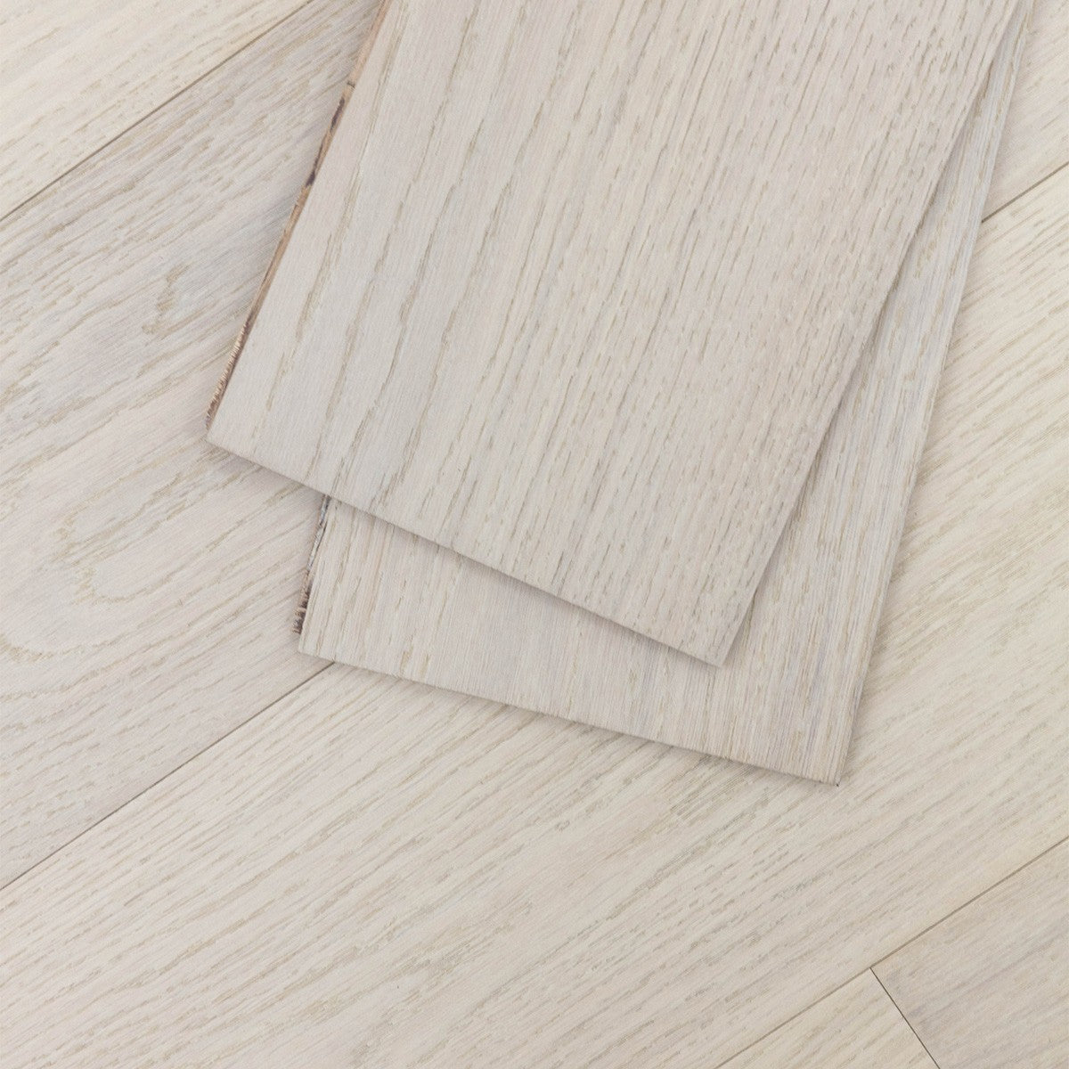 Mia White Oak